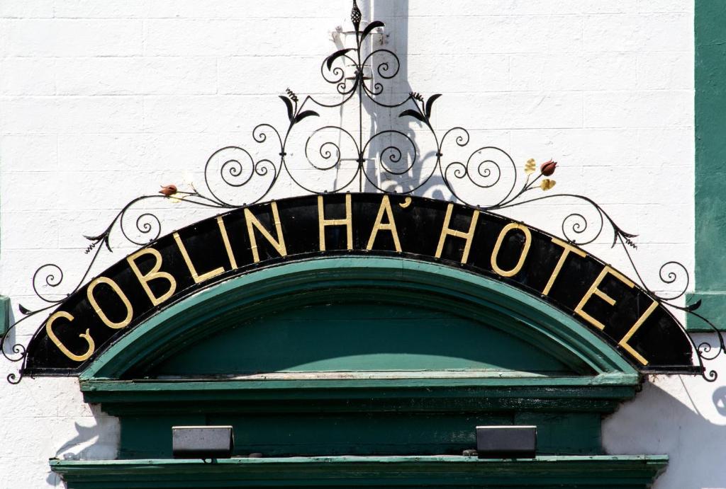 Goblin Ha' Hotel Gifford ภายนอก รูปภาพ